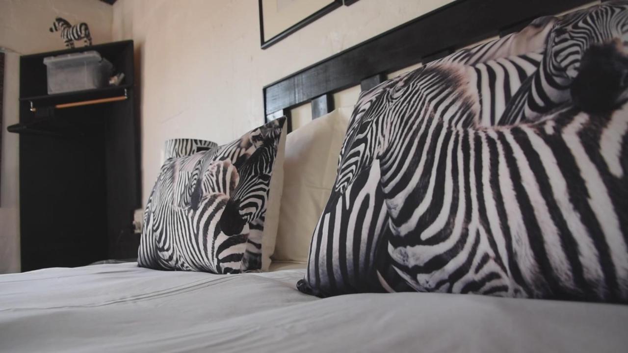 Zwartberg View Mountain Lodge Oudtshoorn Buitenkant foto