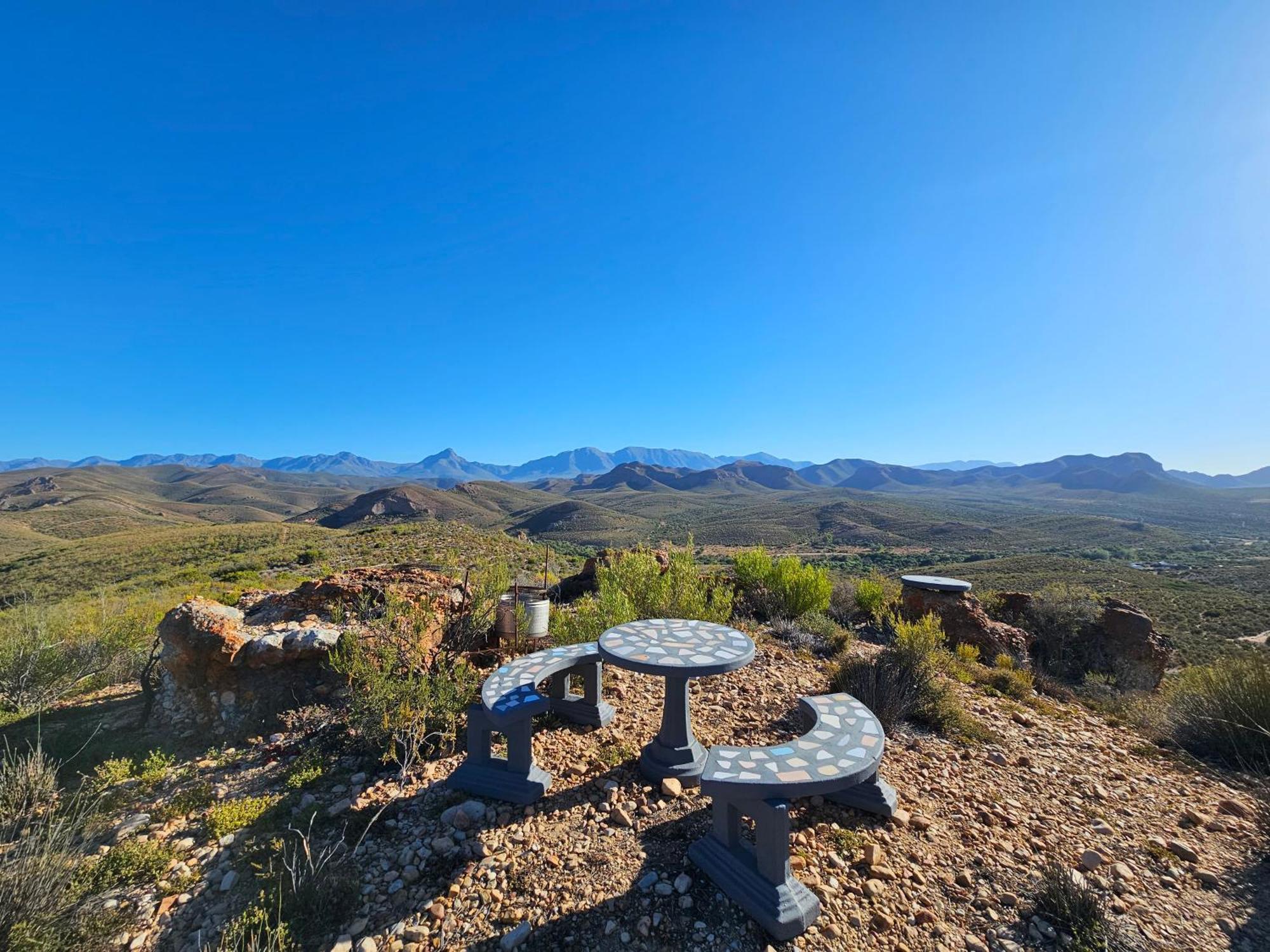Zwartberg View Mountain Lodge Oudtshoorn Buitenkant foto